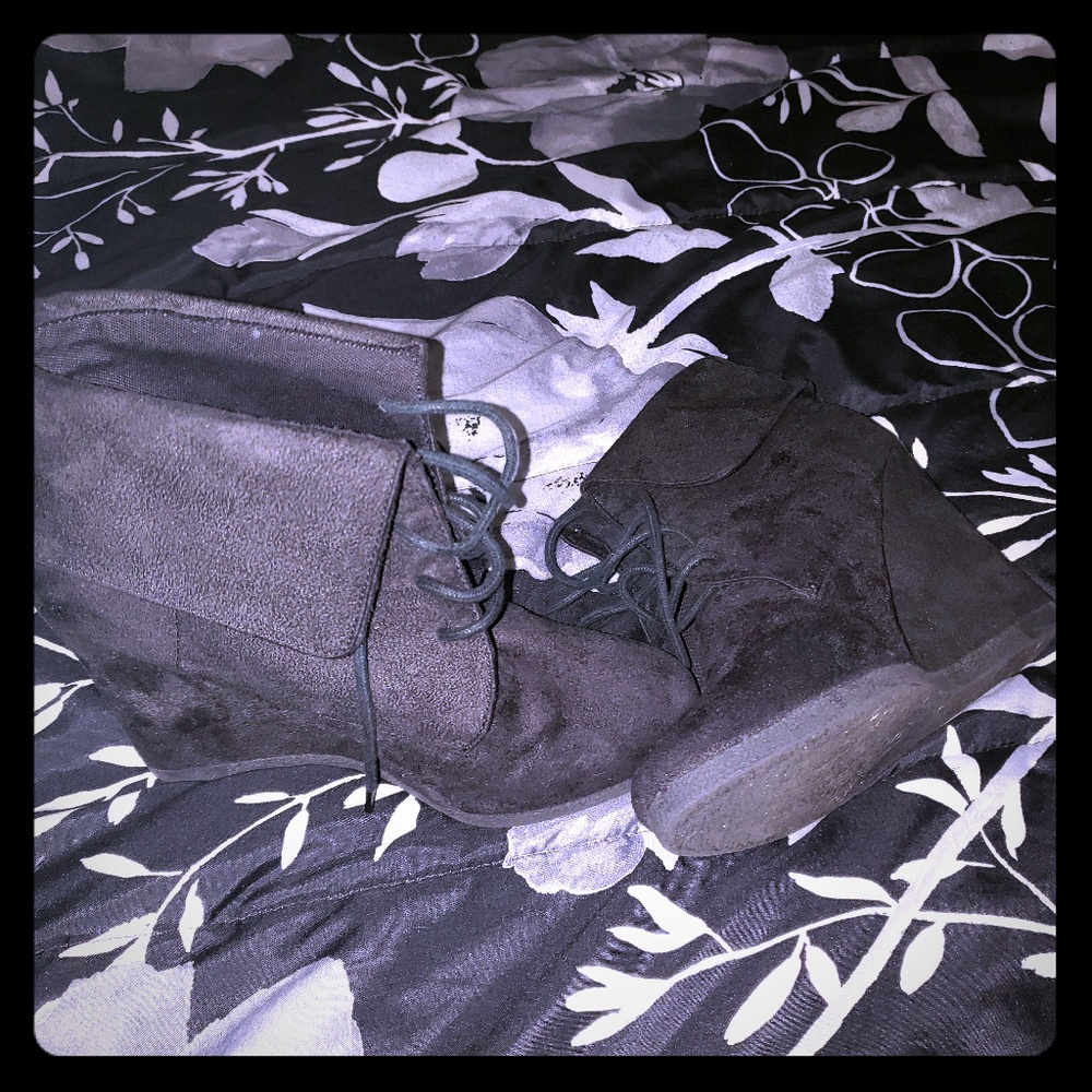Wedge booties